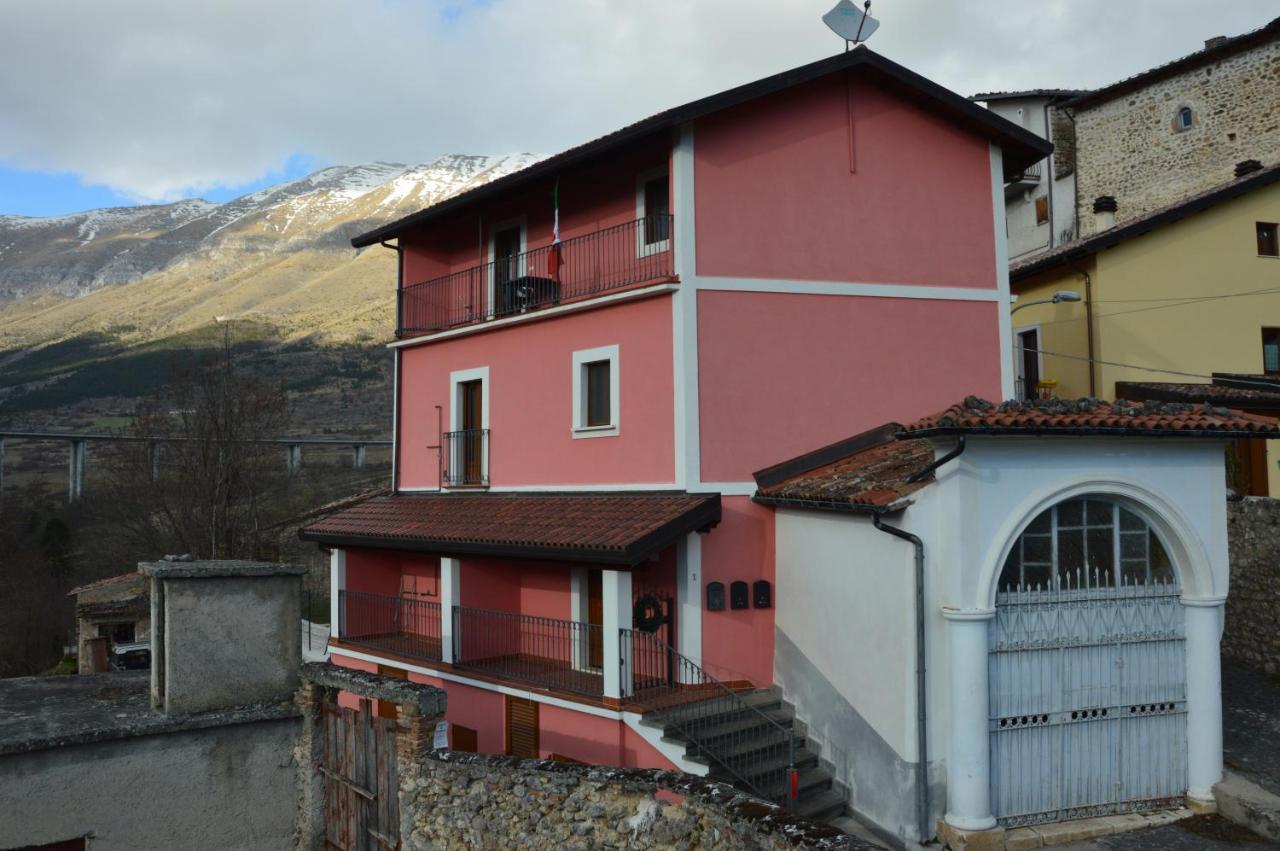 Il Narciso Appartamenti Assergi Buitenkant foto